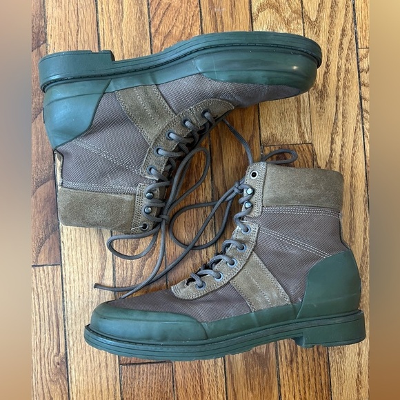 Hunter Insulated Commando Boots, size 8 - Picture 6 of 13